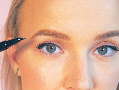 Vi tester Eyeliner - Stregen, der aldrig forgår